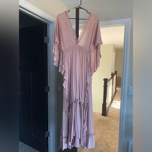 Women’s Forever 21 ruffle maxi dress size S.